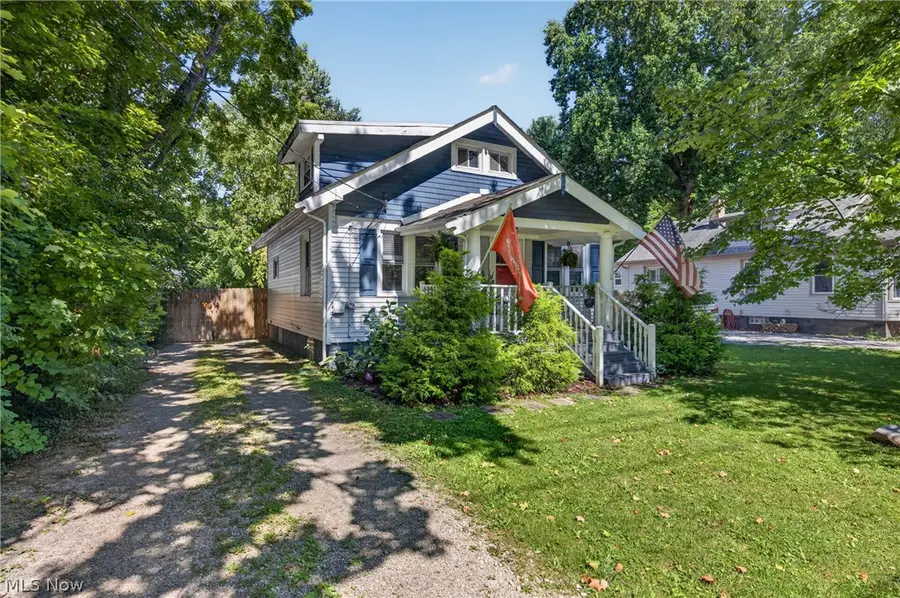 4047 Kirtland Road, Willoughby, OH 44094 - #2