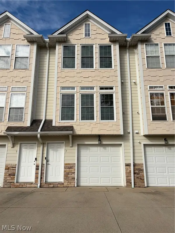 30056 Euclid Avenue #7, Wickliffe, OH 44092