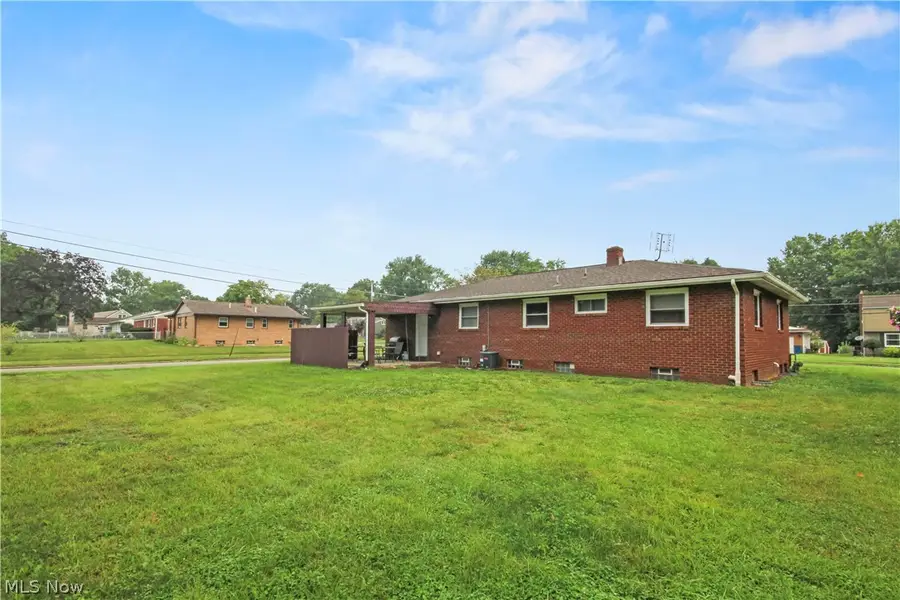 945 Larkridge Avenue, Boardman, OH 44512 - #3