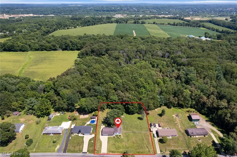 3112 Beaumont Nw Avenue, Massillon, OH 44647 - #2