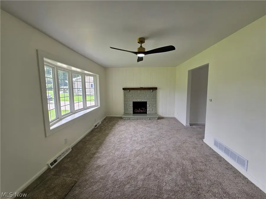 52 Meadow Ln Circle, Parkersburg, WV 26101 - #2
