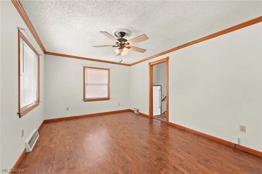 6902 Luelda Avenue, Parma, OH 44129 - #2
