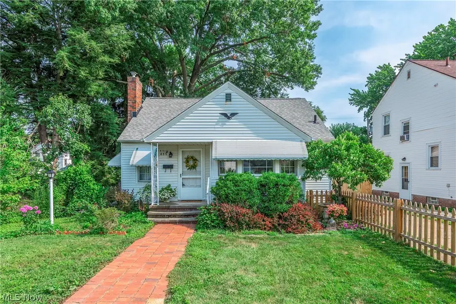 455 11th Street, Elyria, OH 44035 - #2