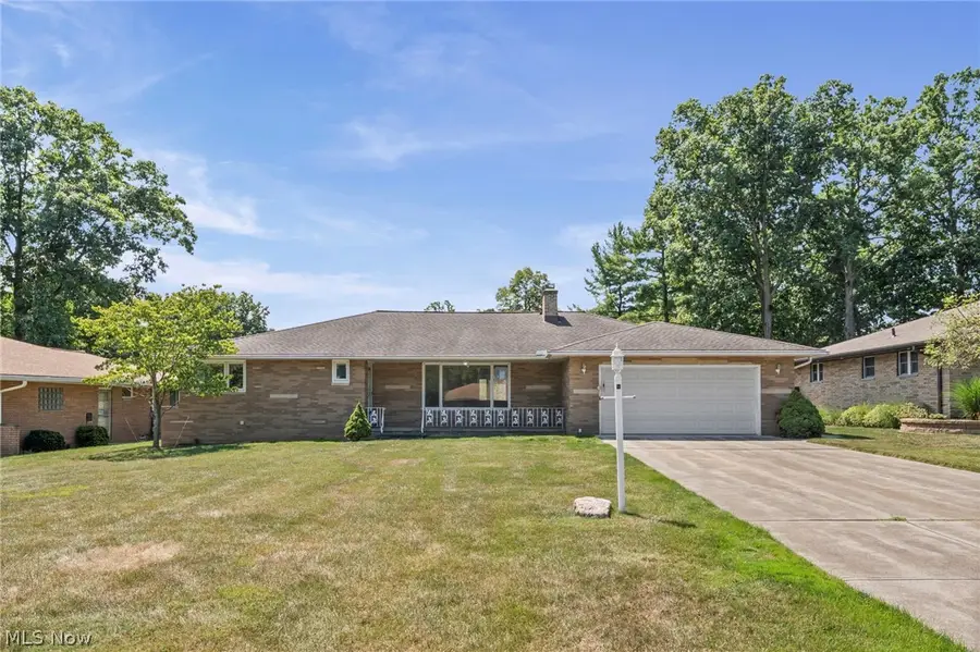 1488 Parkview Drive, Seven Hills, OH 44131 - #2