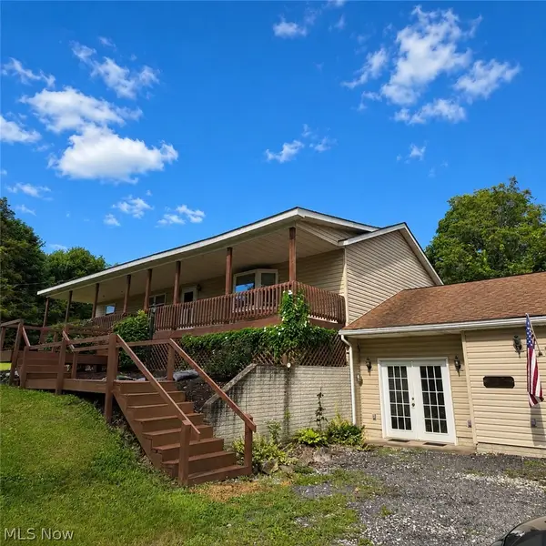 57726 Armstrong Centerville Road, Jacobsburg, OH 43933