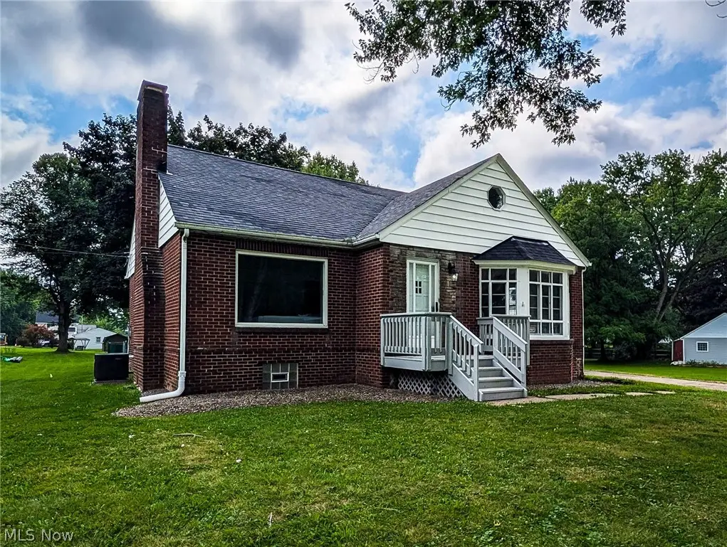 6328 Roselawn Avenue, Ravenna, OH 44266 - #1
