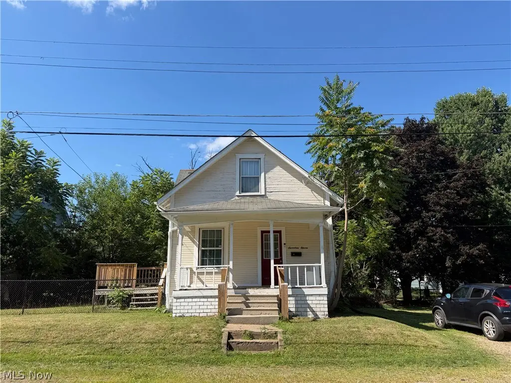 1711 Bonnot Ne Place, Canton, OH 44705 - #1