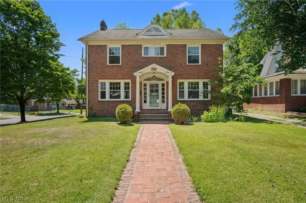 1258 Delia Avenue, Akron, OH 44320