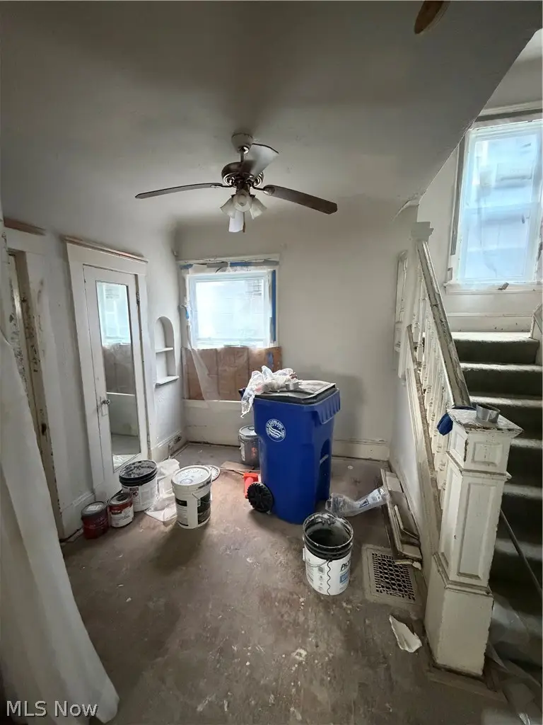 10708 Grantwood Avenue, Cleveland, OH 44108 - #2
