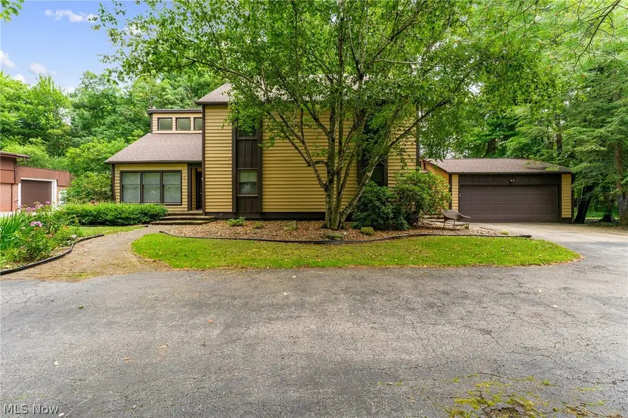 5573 Logan Arms Drive, Liberty, OH 44420 - #2