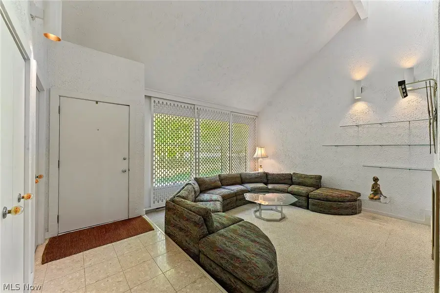 5573 Logan Arms Drive, Liberty, OH 44420 - #3