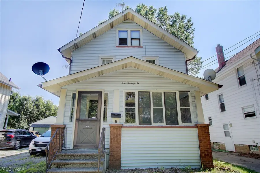 176 E Ido Avenue, Akron, OH 44301 - #3