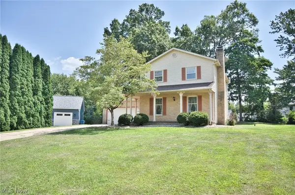 2758 Parkplace Drive, Uniontown, OH 44685
