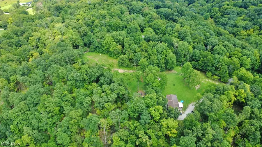 3885 Township Road 197 Ne, Crooksville, OH 43731 - #3