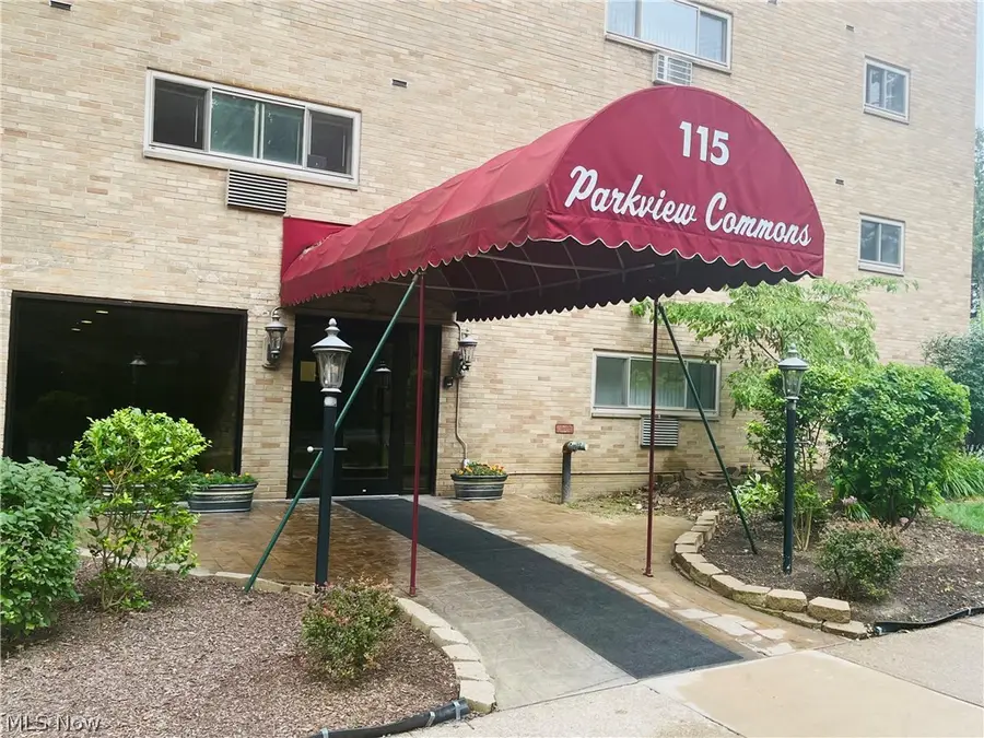 115 S Rocky River Drive #101, Berea, OH 44017 - #2