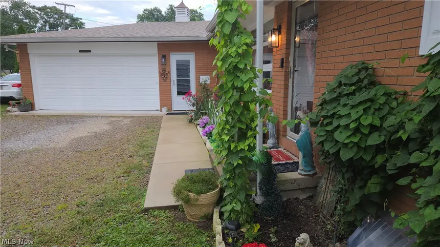 2074 Newark Road, Zanesville, OH 43701 - #2