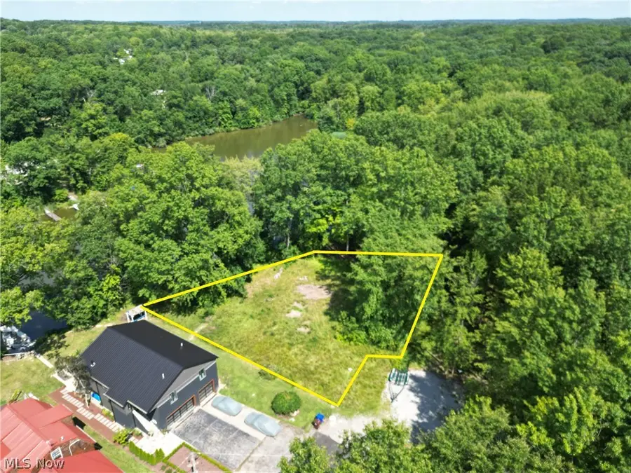Lakeview Street, Lake Milton, OH 44429 - #3