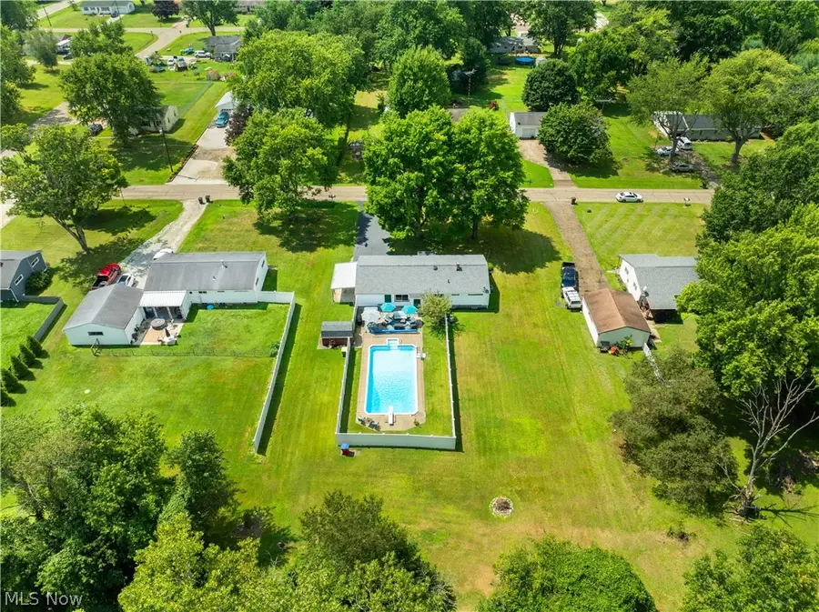 10606 Wilma Ne Avenue, Alliance, OH 44601 - #3