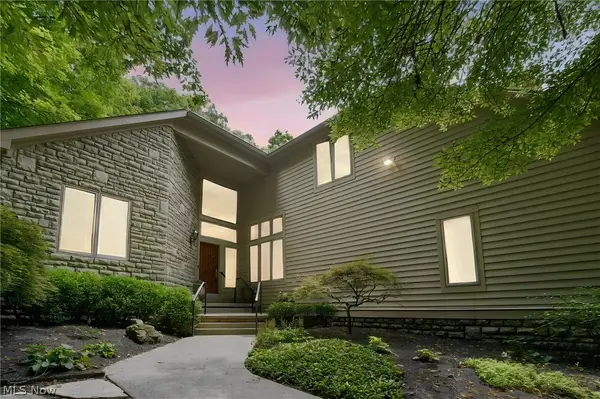 388 Lily Pond Court, Columbus, OH 43230