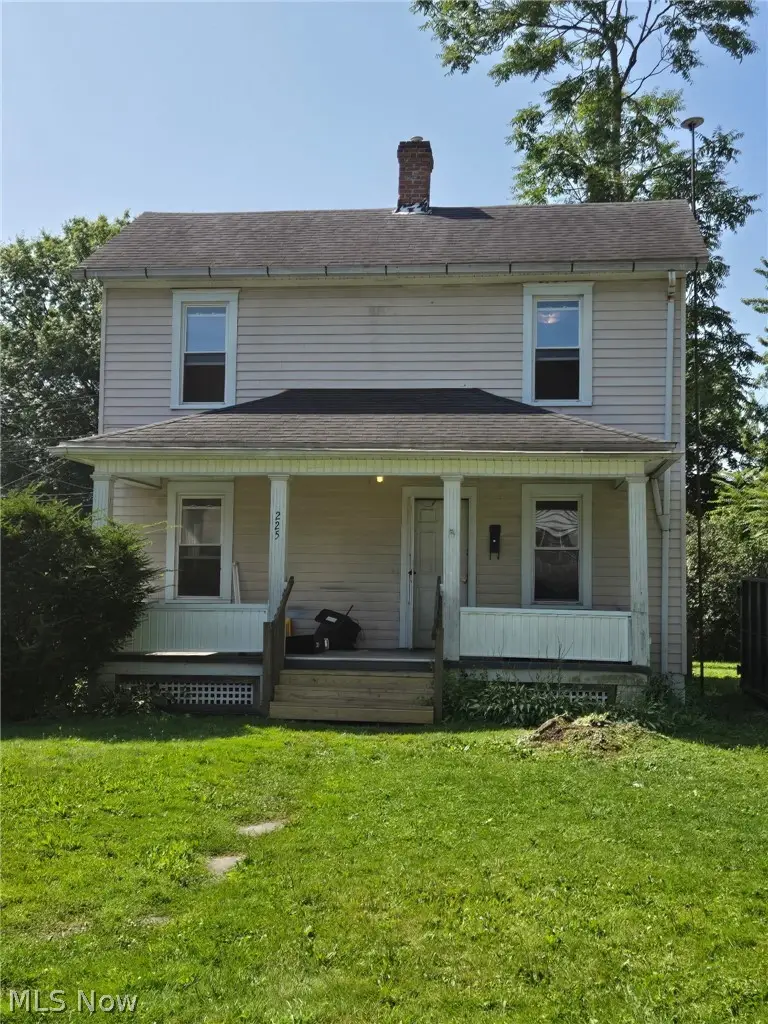 225 W Indiana Avenue, Sebring, OH 44672 - #1