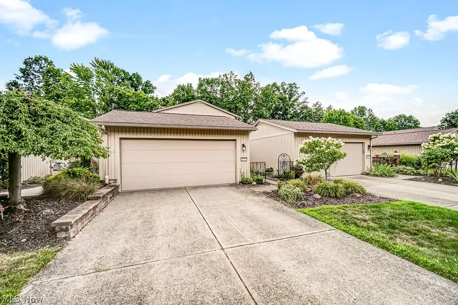 19319 Idlewood Trail, Strongsville, OH 44149 - #2