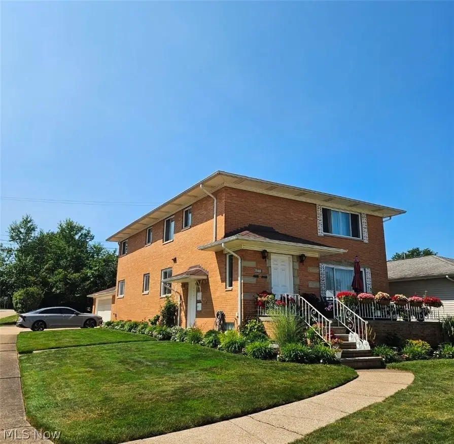 6003 Belmere Drive, Parma, OH 44129 - #1