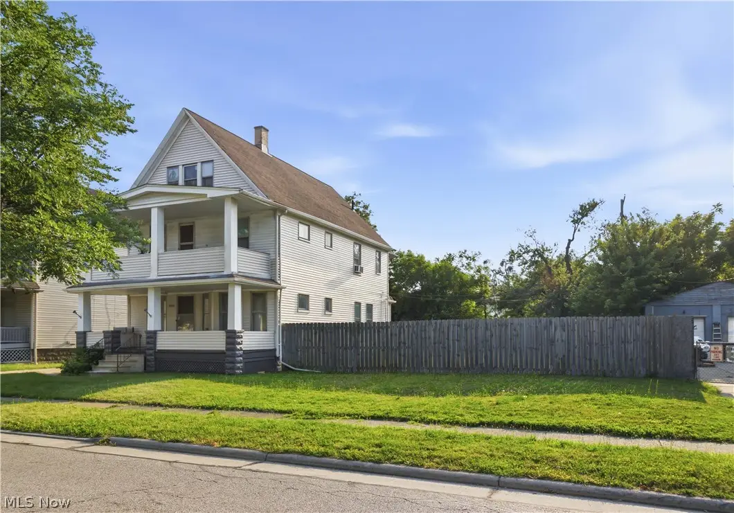 4024 E 53 Street, Newburgh Heights, OH 44105 - #1