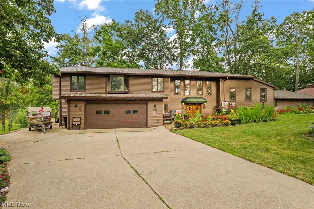 910 Pike Drive, Mansfield, OH 44903 - #1
