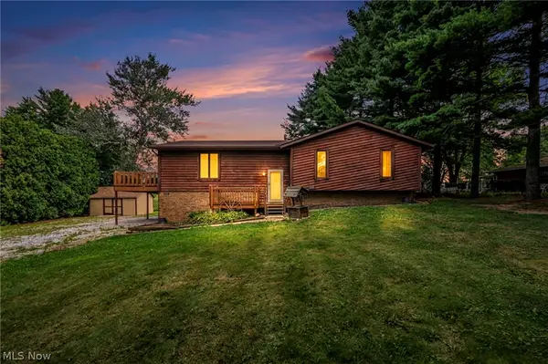 7601 Brookview Street, Louisville, OH 44641