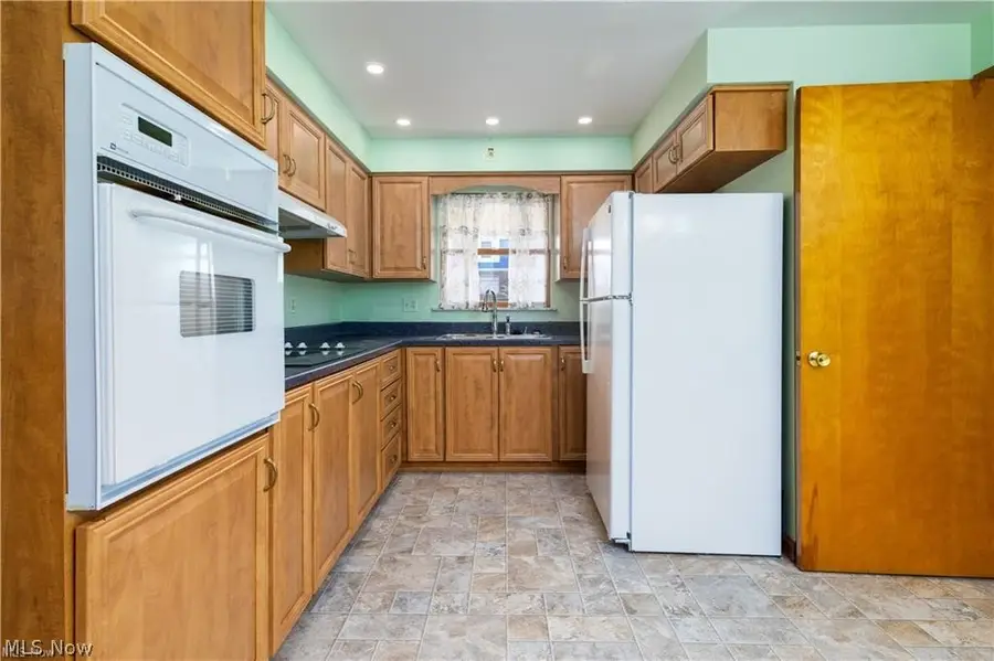 353 Westwood Drive, Steubenville, OH 43953 - #3