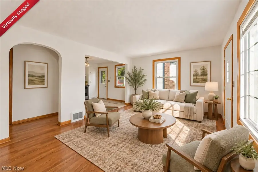 1427 E Broad, Louisville, OH 44641 - #3