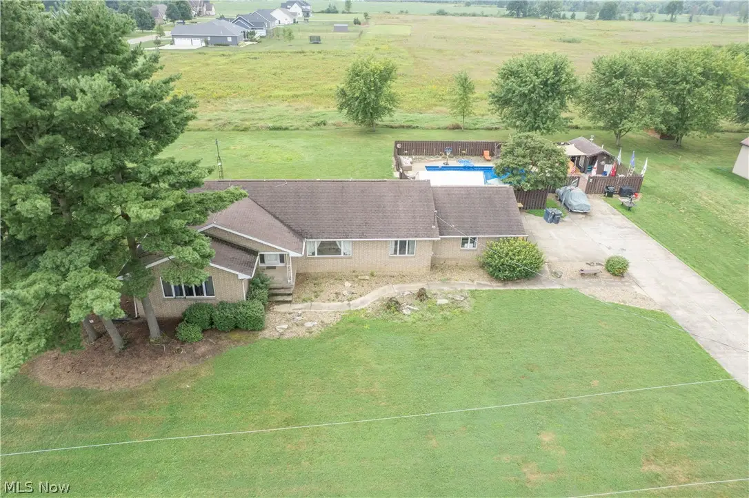326 Airport Nw Road, Warren, OH 44481 - #1