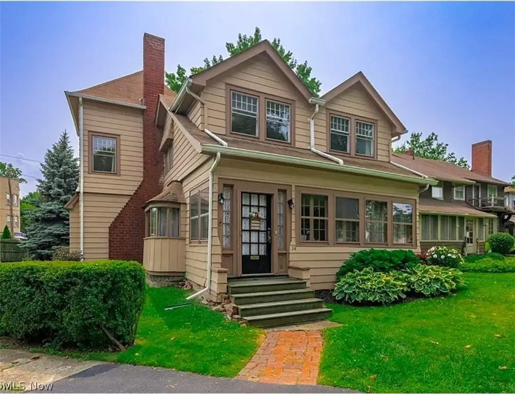 24 Villa Beach, Cleveland, OH 44110 - #1