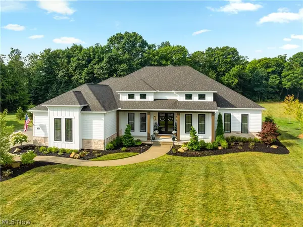 7087 Emerson Nw Circle, Massillon, OH 44646