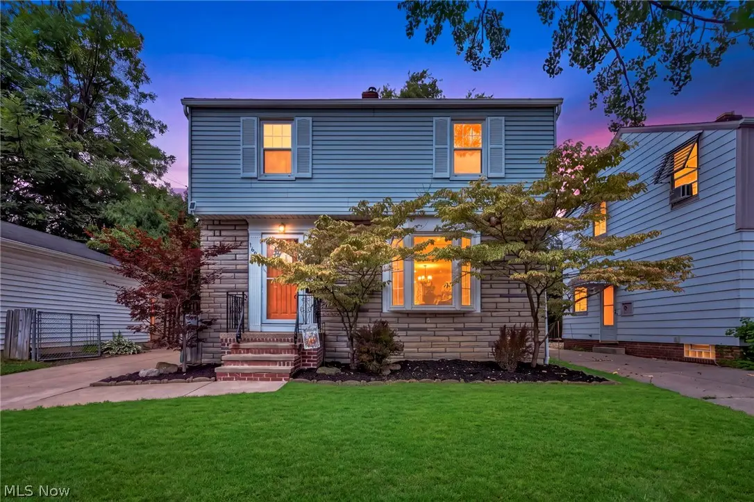 16810 Seneca Avenue, Lakewood, OH 44107 - #1
