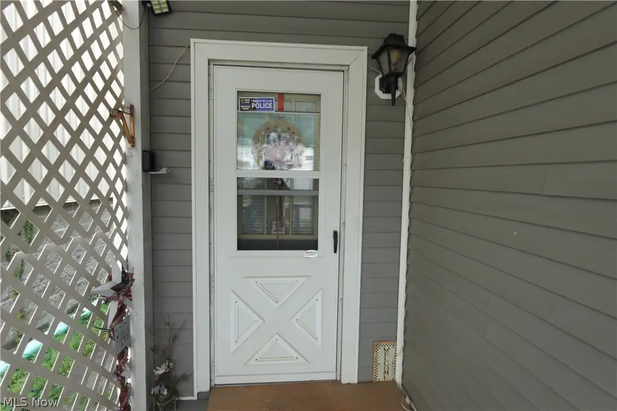 808 S Zane Hwy, Martins Ferry, OH 43935 - #3