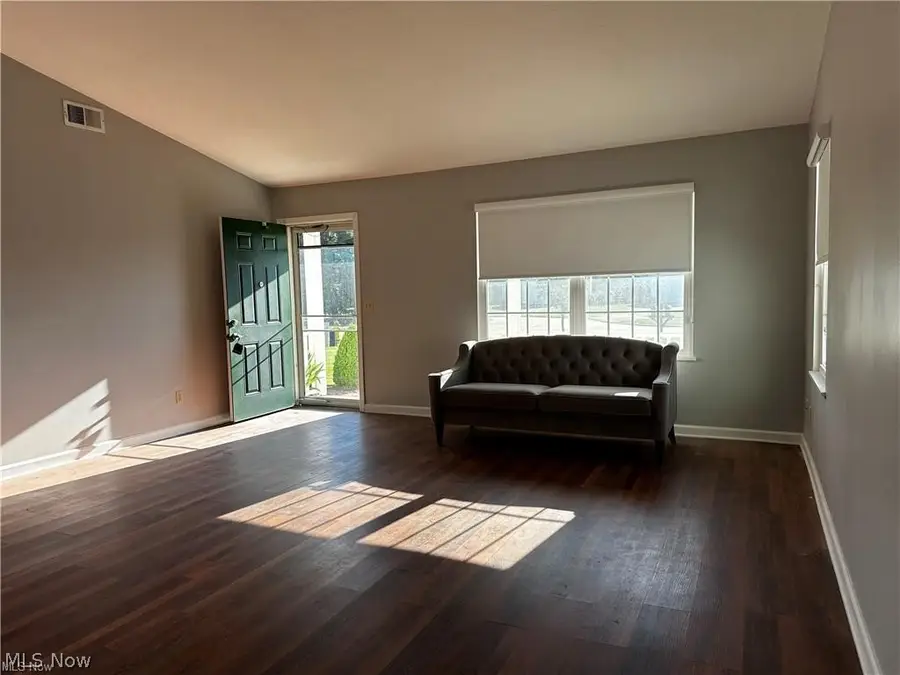6831 Farmingdale Lane, Mentor, OH 44060 - #3