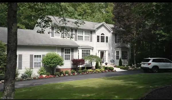 12090 Burlington Glen Drive, Chardon, OH 44024