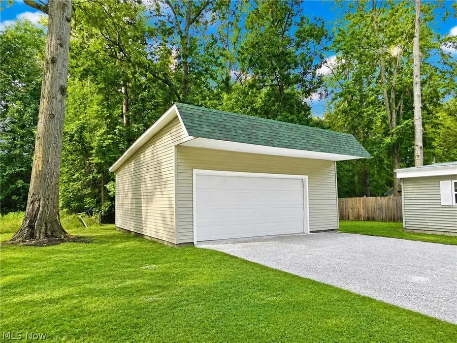 5108 University Drive, Geneva On The Lake, OH 44041 - #2