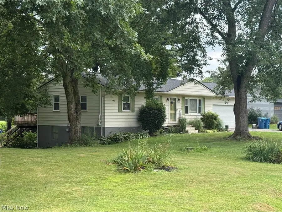 2847 Carillon Drive, Norton, OH 44203 - #3