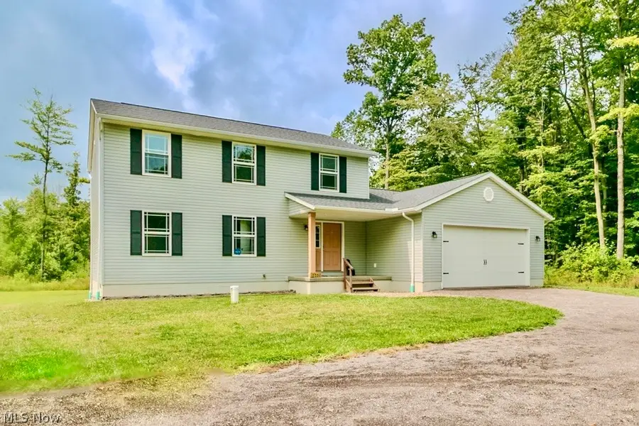 8860 Williams Road, Chardon, OH 44024 - #3