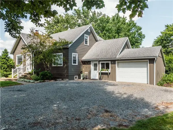 347 Bahlor St Sw, Sugarcreek, OH 44681