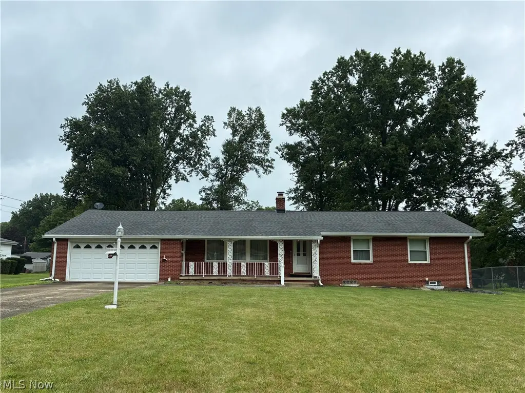464 Catherine Street, Youngstown, OH 44505 - #1