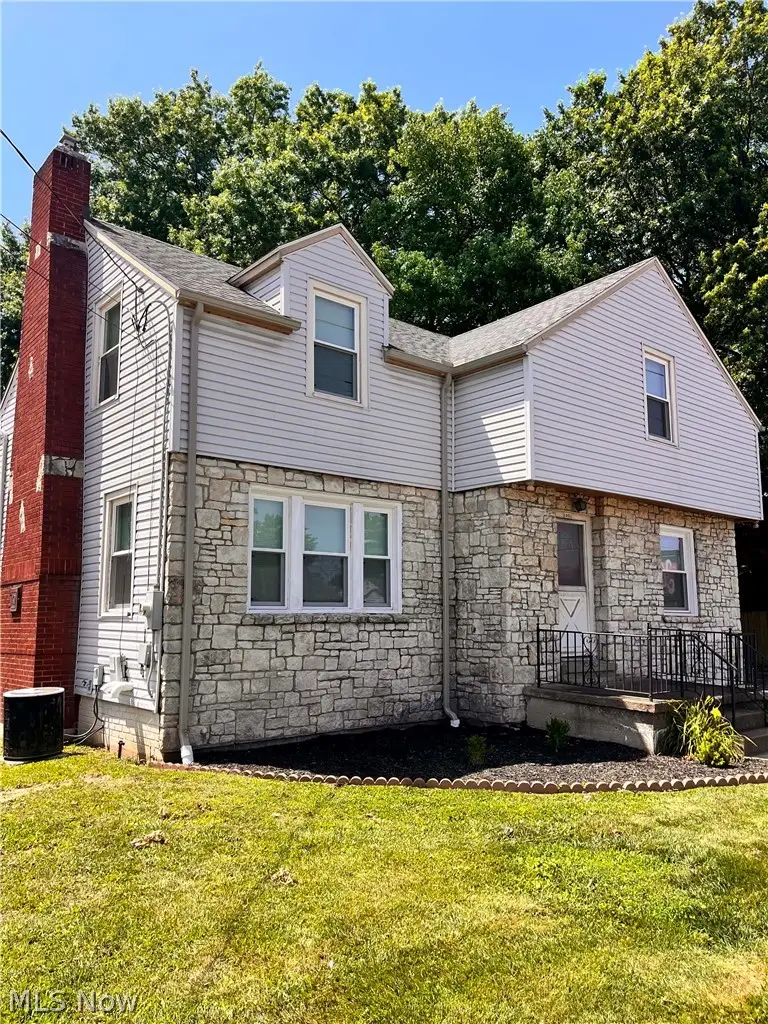 1921 Maple Avenue, Zanesville, OH 43701 - #2