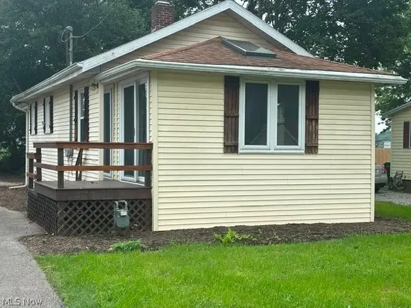 18061 Derr Avenue, Beloit, OH 44609