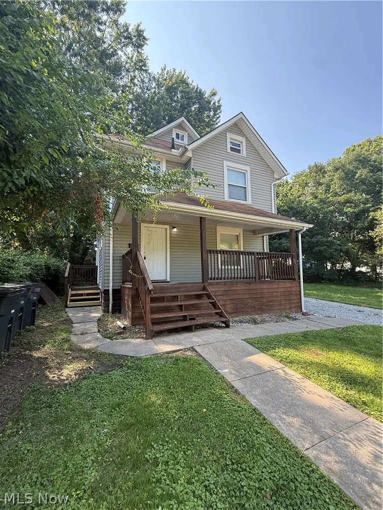 1152 Manning Avenue, Akron, OH 44307 - #1
