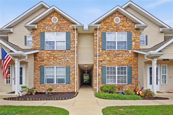 14926 Lenox Drive #526, Strongsville, OH 44136