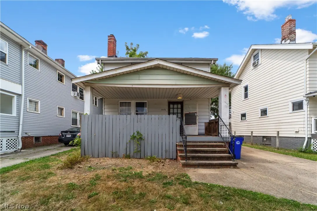 3576 W 135th Street, Cleveland, OH 44111 - #1