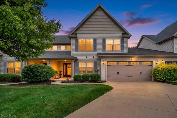 309 Lake Breeze Cove, Eastlake, OH 44095