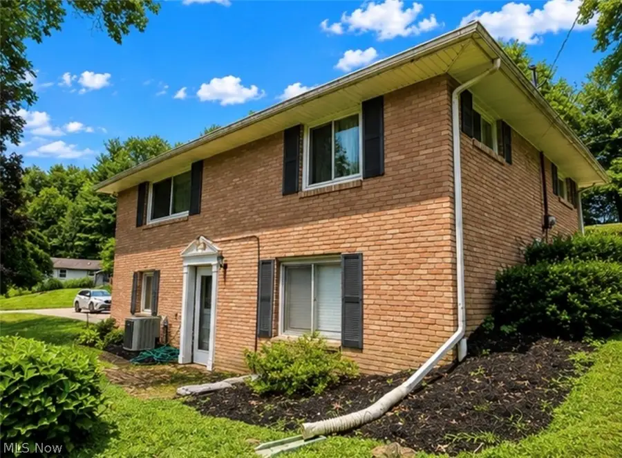 1739 Evergreen Park Drive, Coshocton, OH 43812 - #3